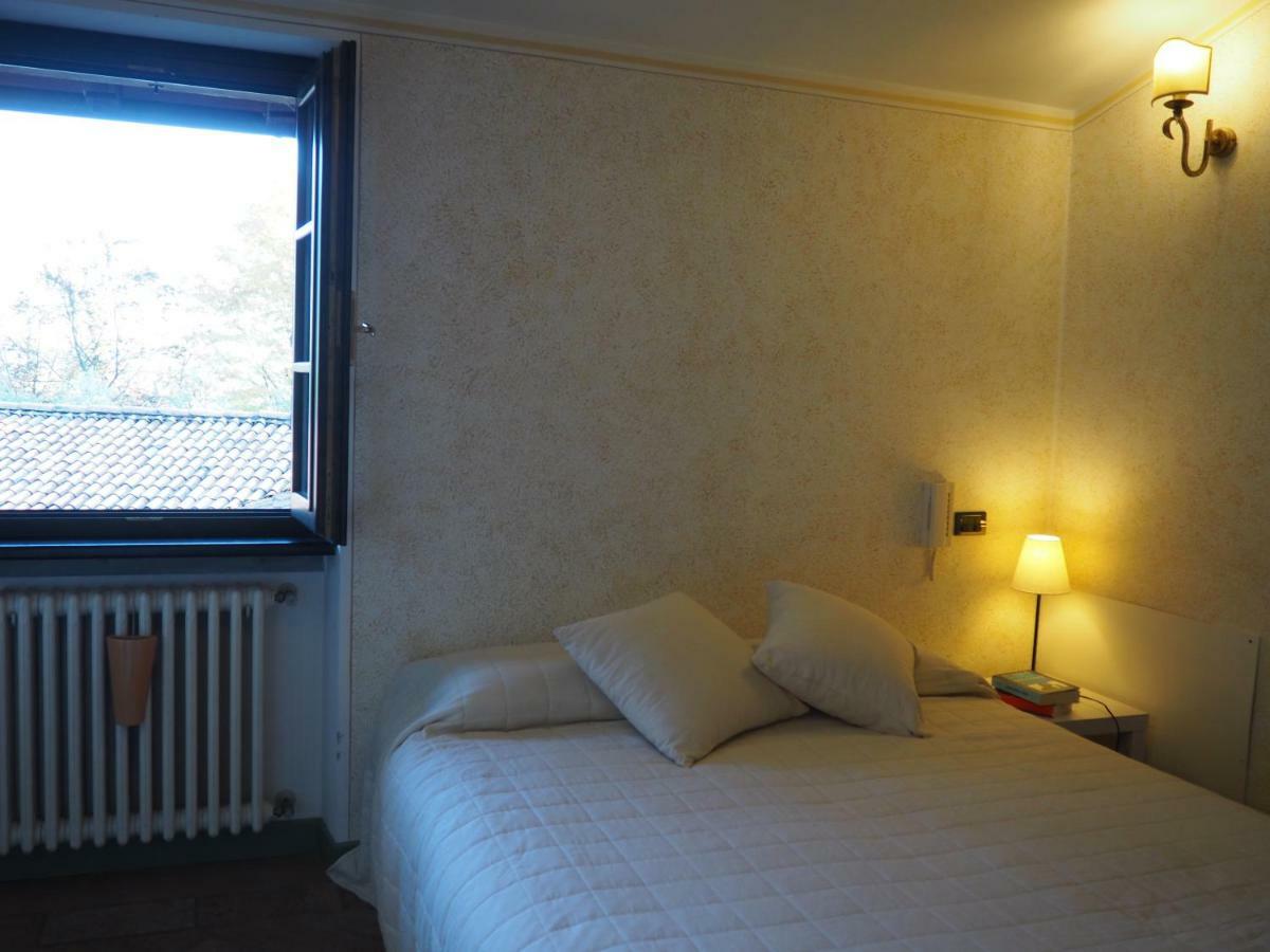 B&B Il Dosso Corte Franca Exterior photo